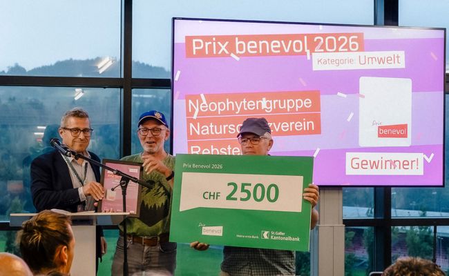 Die Neophytengruppe Rebstein gewinnt den Prix benevol