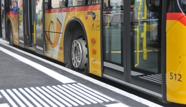 Kanton startet Bauarbeiten für barrierefreie Bushaltestelle und verbesserte Verkehrssicherheit Kanton startet Bauarbeiten für barrierefreie Bushaltestelle und verbesserte Verkehrssicherheit