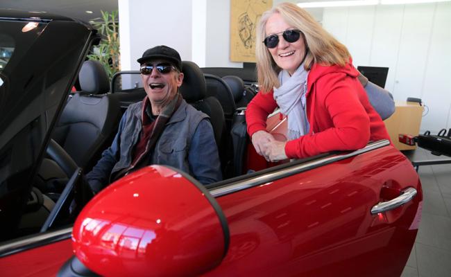 Das Traumauto finden an der Autoshow