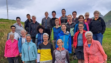 Frauen auf dem Weg des sagenumwobenen Selun