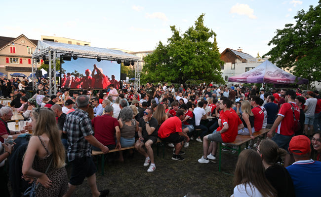 Public Viewing: So verfolgten Fans den Match in Widnau