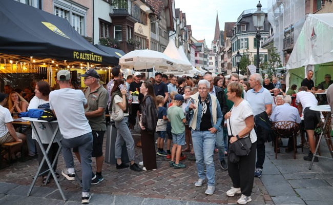 Viel Publikum am Altstätter Städtlifest und eine super Stimmung in den verwinkelten Gassen