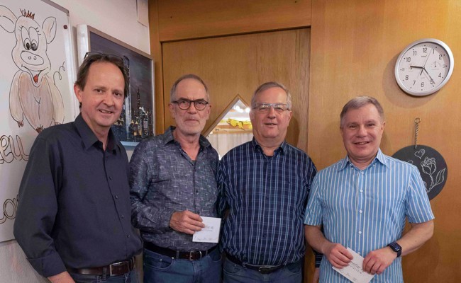 Photoclub ehrt Mitglieder – öffentlicher Fotokurs beginnt im Mai