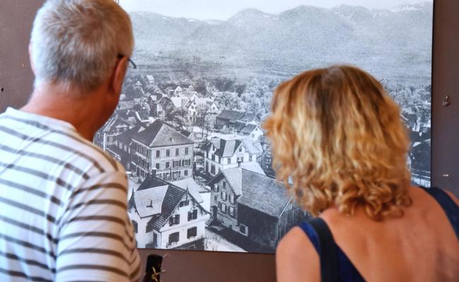 Alte Bilder wecken viel Interesse