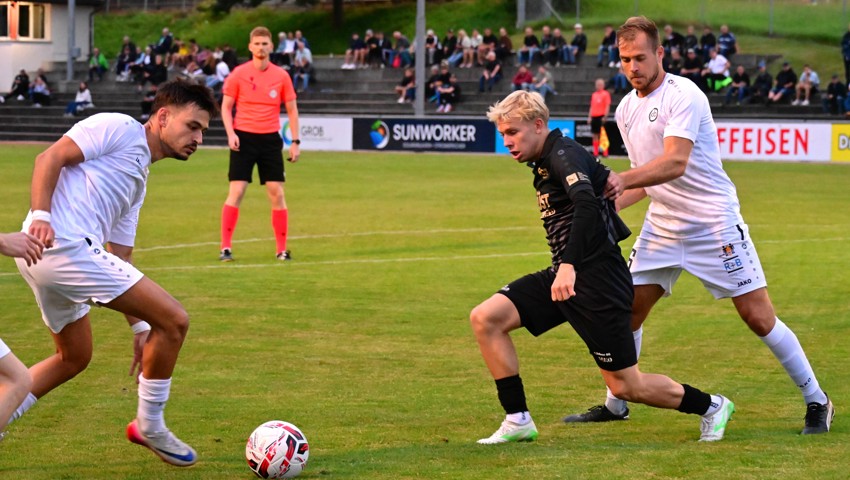 Altstätten und sein Angreifer Marcio Alder gastieren beim FC Seuzach.