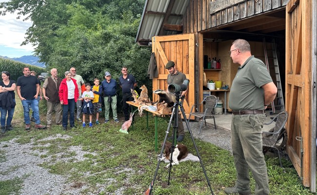 Riedbegehung der Ortsgemeinde: Natur erleben und Wissenswertes erfahren
