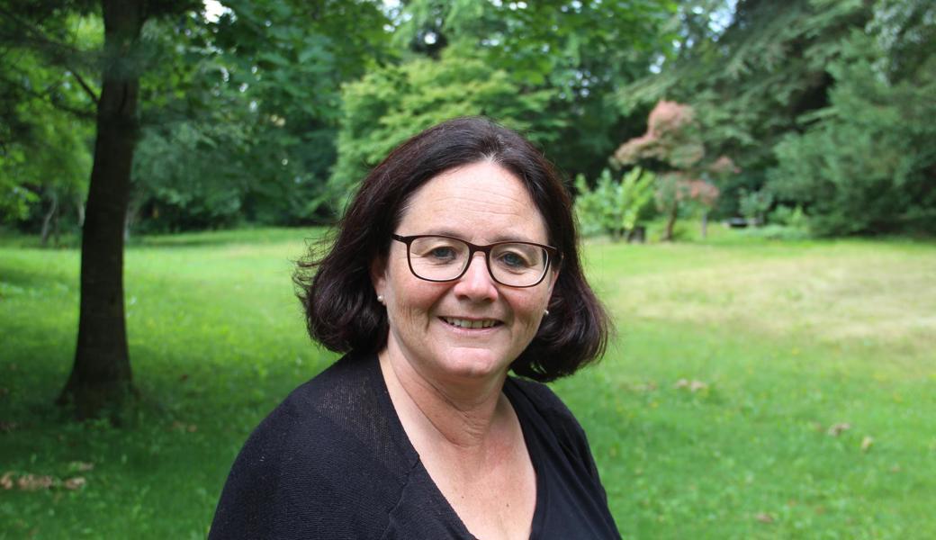 Esther Gächter-Kobler (hier am Festivalort) ist eine der zwei Organisatorinnen, als Mitinitiantin wirkt Katrin Büchi-Mathys.