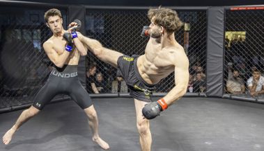 Käfigkämpfe stossen auf Interesse: Gelungene MMA-Premiere in der Bildstöcklihalle