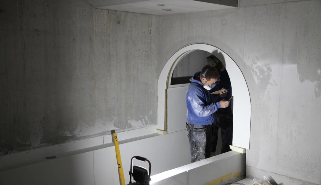 Weit fortgeschritten sind die Arbeiten am Auslaufbecken der 80-Meter-Rutschbahn.