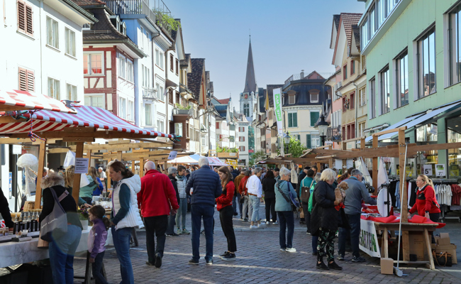 Mit bereits zwei Dutzend Ständen: Der Buuremaart startet in die zweite Saison