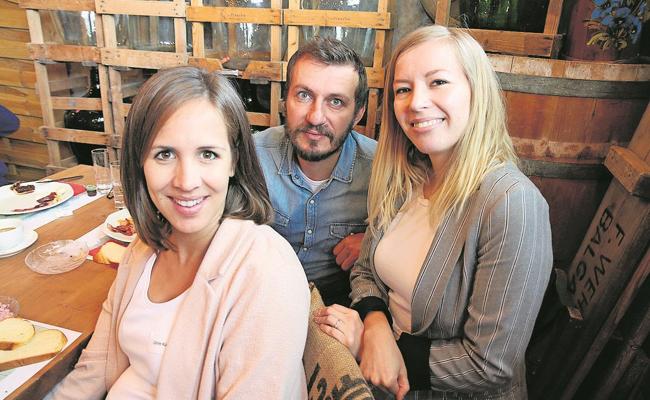 Die Neuen im Dorf machen sich bekannt