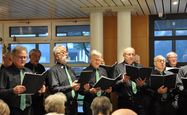 Männerchor schenkte Freude zur Weihnachtszeit