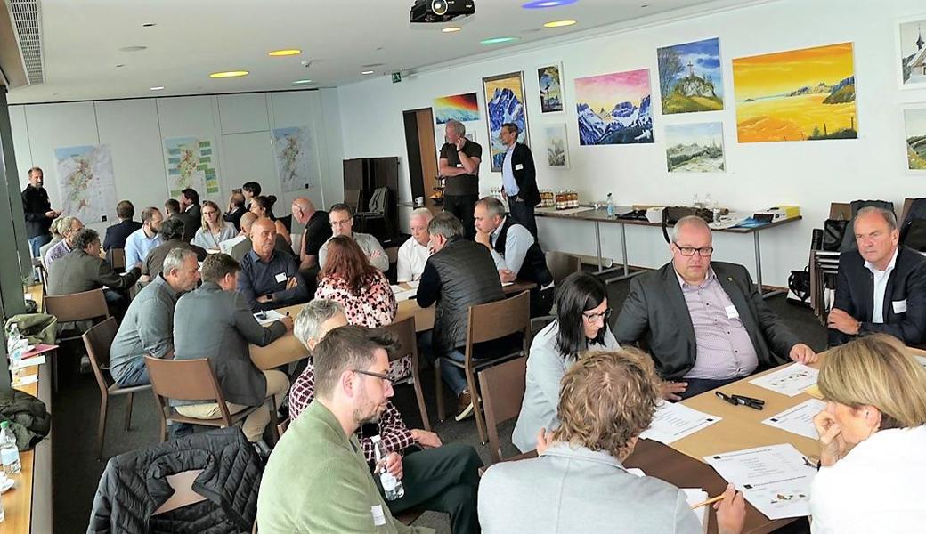 Mitglieder des Vereins Agglomeration Rheintal beim Kick-off-Workshop AP5. 