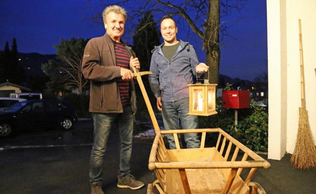 Geschenkten "Samichlaus"-Leiterwagen abgeholt