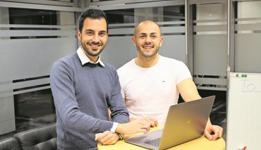 Zwei Jungs gegen den Rest der Welt