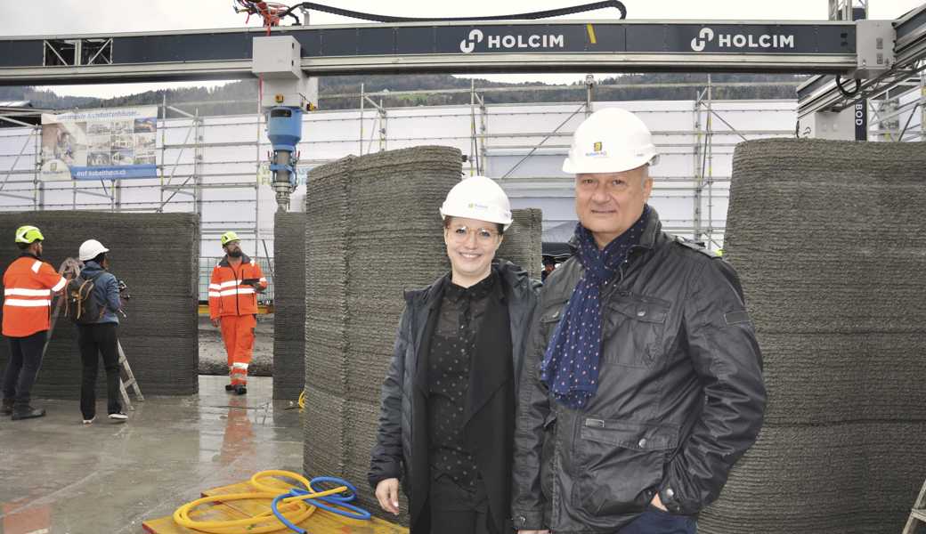 In Marbach entsteht mittels 3D-Betondruck das neue Ausstellungsgebäude der Kobelt AG nach den Entwürfen von Architekt René Baumgartner. Verantwortlich für die Innenarchitektur ist Barbara Pöllibauer.  
