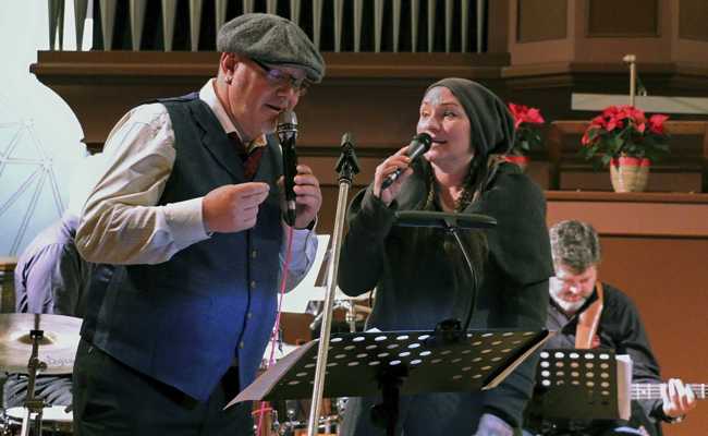 Weihnachtslieder für einmal swingend und jazzig