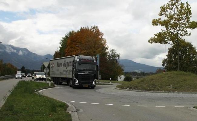 Blinden Passagier hinten im Lastwagen entdeckt