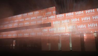 GIVO eröffnet mit Lichtshow
