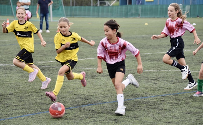 Der UBS Football Cup begeistert die Mädchen auch in diesem Jahr