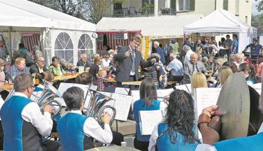 Zwetschgen-Chilbi mit Konzert