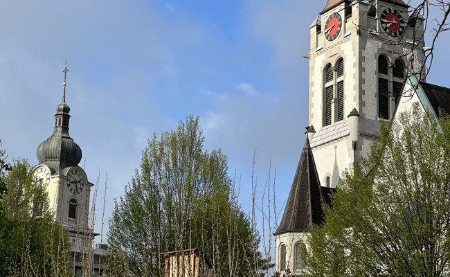 Die Kirchturmuhr zeigte diese Woche nur zweimal am Tag die richtige Zeit