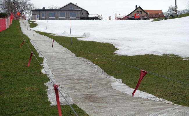 Zu wenig Schnee - Kleinskilift ausser Betrieb