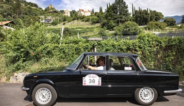Ein Auer fährt am grossen Ötztal-Classic auf das Podest