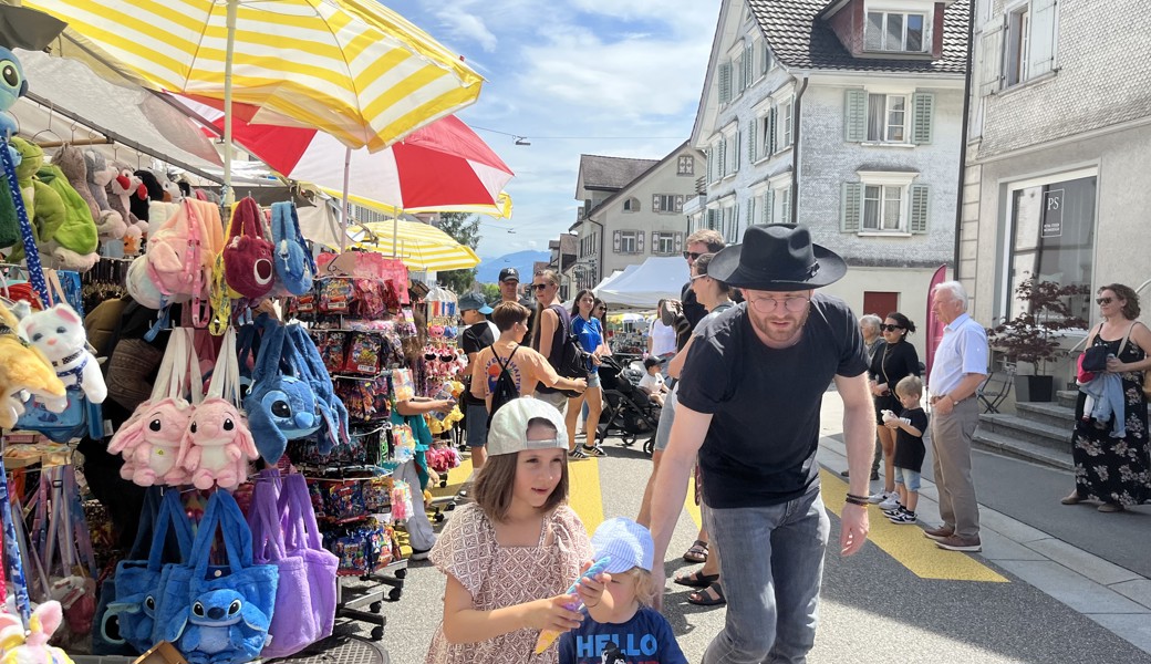 Zum Kilbifäscht gehört natürlich auch die traditionelle Kilbi vom Sonntag