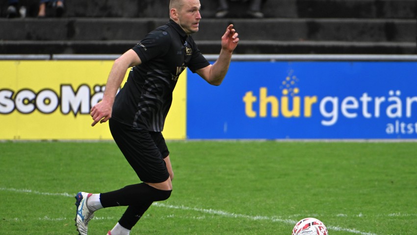 Der FC Altstätten (mit Aaron Korunka) empfängt das Spitzenteam Gossau.