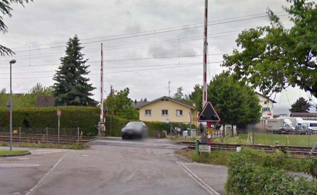 Unfall auf Bahnübergang in Staad