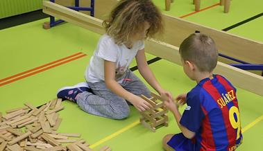 Weltreise quer durch die Schöntalhalle