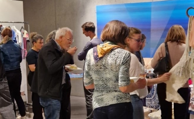 Nachhaltige Mode im Rampenlicht: Ein Pop-Up-Kino regt zum Umdenken an