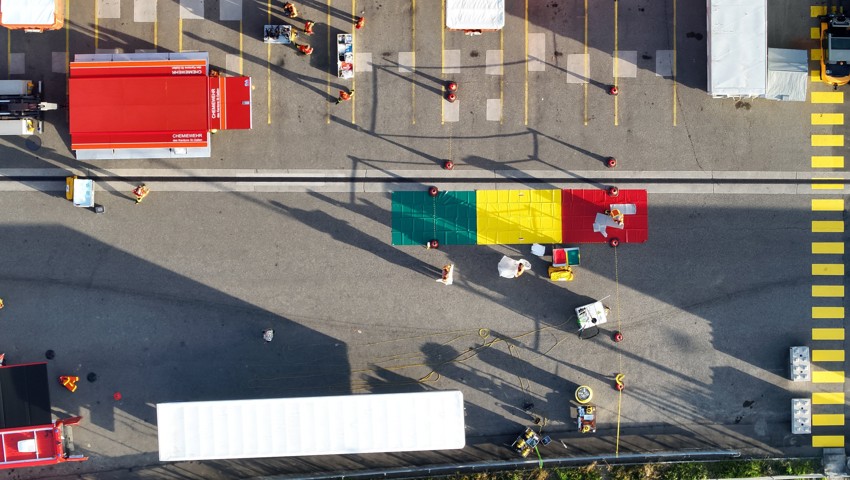 Die Lage vor Ort aus Drohnensicht.