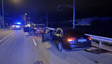 41-jähriger Autofahrer löst Kettenreaktion aus: Auffahrkollision zwischen drei Autos