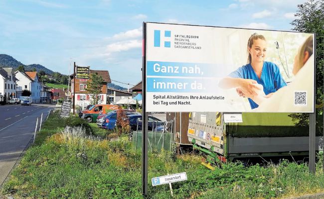 Kampagne für totgesagtes Spital: Plakate  erinnern daran, dass es das Spital noch gibt
