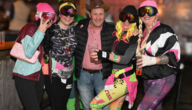 Der Lüchinger Ribelhof im Westernfieber: Der Maskenball zog das Partyvolk an