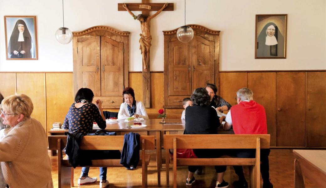 Kaffeestube mit klösterlichem Ambiente.  Kaffeestube mit klösterlichem Ambiente.