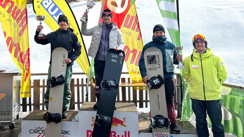 Lenny Olschewski (rechts) erreichte auf der Reiteralm als Dritter das Podest.