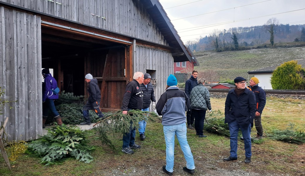Wein- und Tannenchräsverkauf