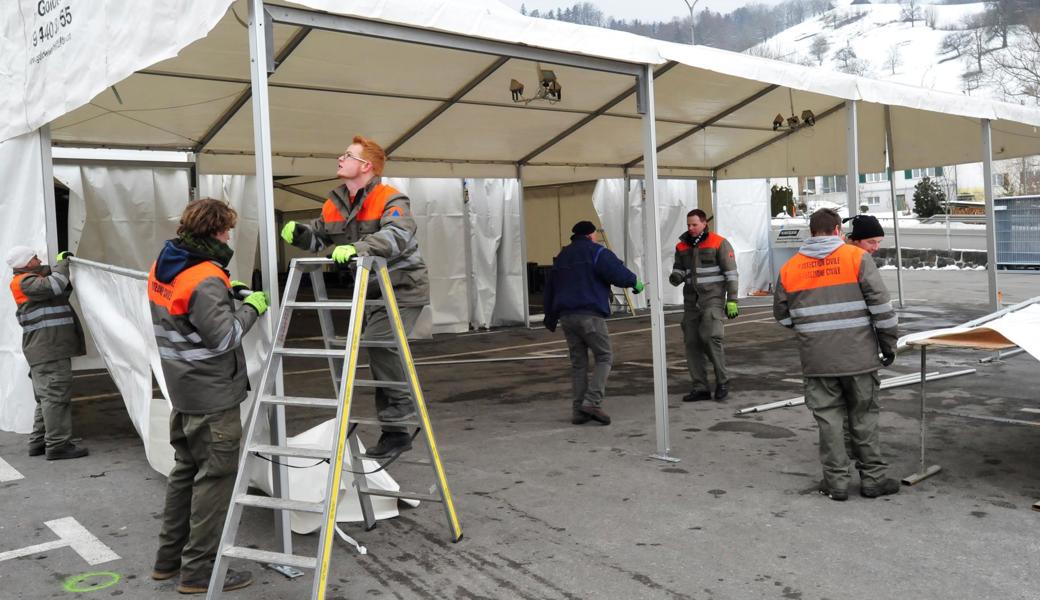 Bald wird auf dem Stossplatz wieder das Fasnachtszelt aufgebaut. Das Bild stammt aus dem Jahr 2015.