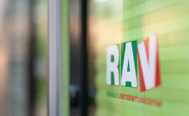 Kritik an RAV-Büros und Datenschutz – jetzt nimmt die Regierung Stellung