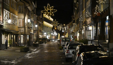 Trotz möglicher Stromknappheit: Altstätten schaltet die Weihnachtsbeleuchtung ein Trotz möglicher Stromknappheit: Altstätten schaltet die Weihnachtsbeleuchtung ein