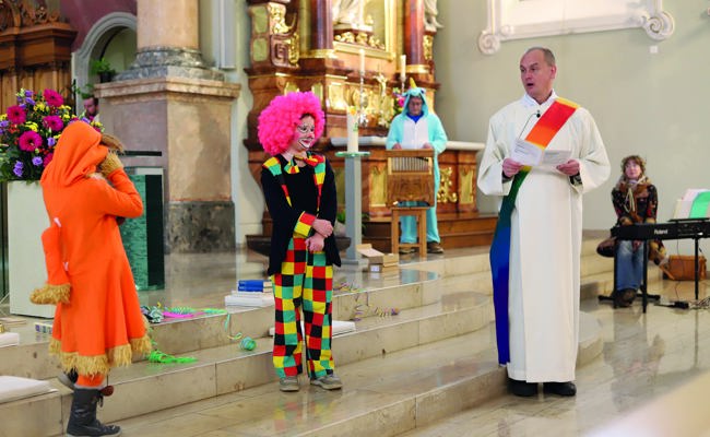 Ein witziger Gottesdienst zur Fasnacht