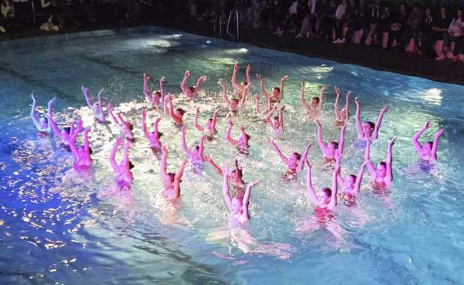 Vom Wettkampf zur Show: Die jährliche Gala des SC Flös Buchs beeindruckt mit Kreativität
