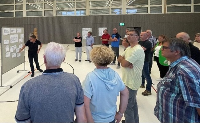 Diskussionen über Küche, Boden und Toiletten – und schon viele Namensvorschläge