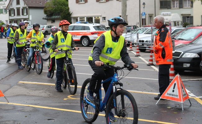 Die Veloprüfungen beginnen: Polizei bittet um Vorsicht auf der Strasse