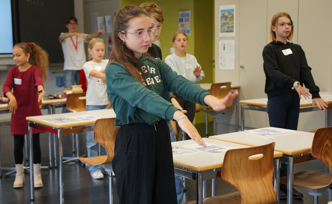Kinderkanti Heerbrugg: Ein Samstagmorgen mit Geheimtinte und Goldenem Schnitt