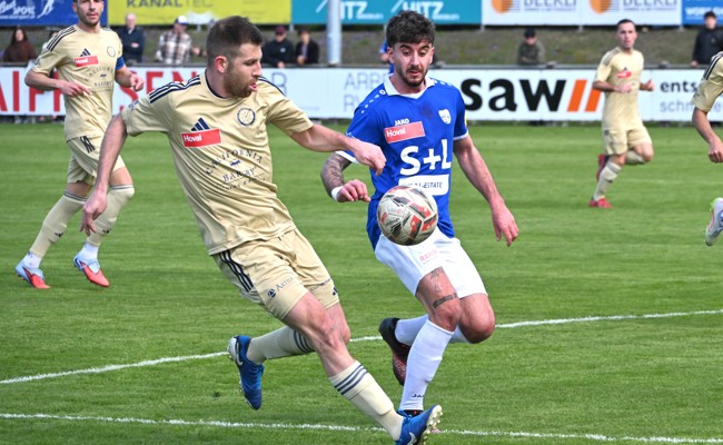 Team des Trainerduos Tarone/Pa Modou zu Gast in Widnau