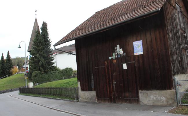 Misstrauen im Dorf